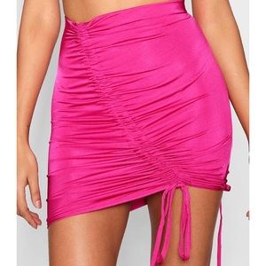 Fuchsia Boohoo Aveline Rauched Detail mini skirt
